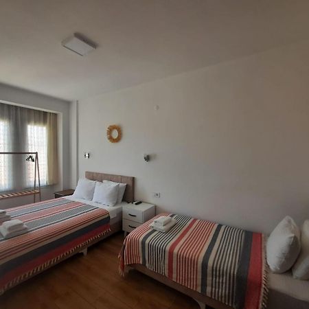 Adil Pansiyon Çeşme Exterior photo